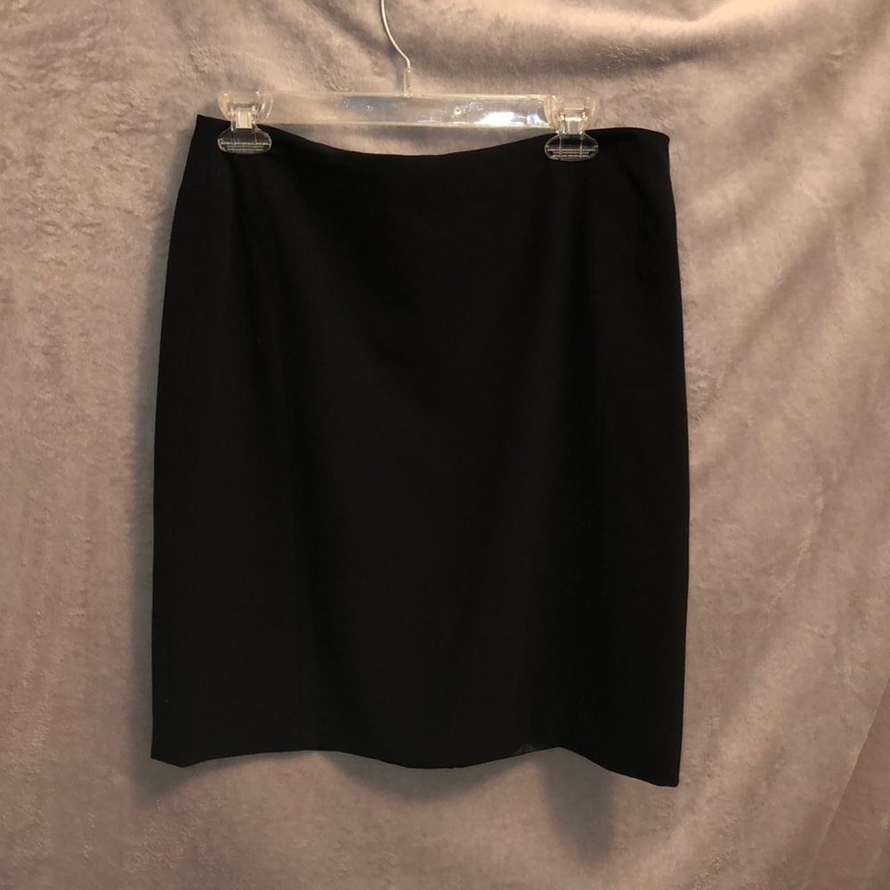 Black business skirt